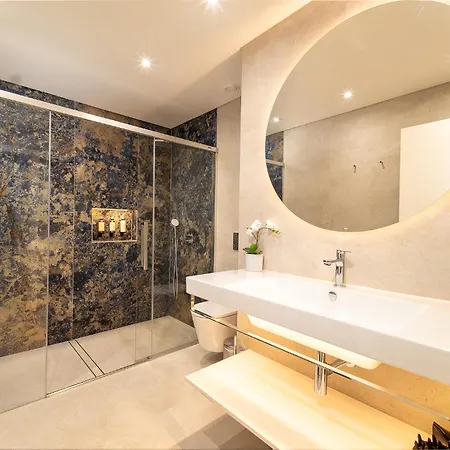 Apartment Safira 201 *