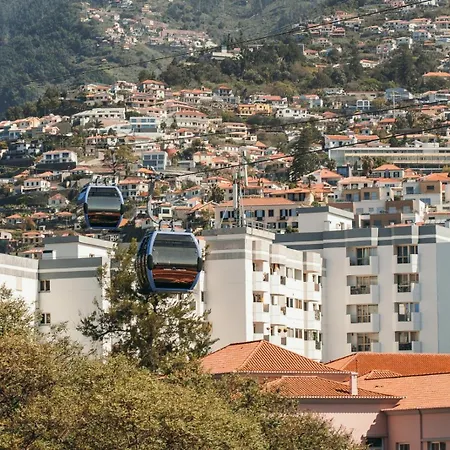 Safira 201 * Funchal (Madeira)